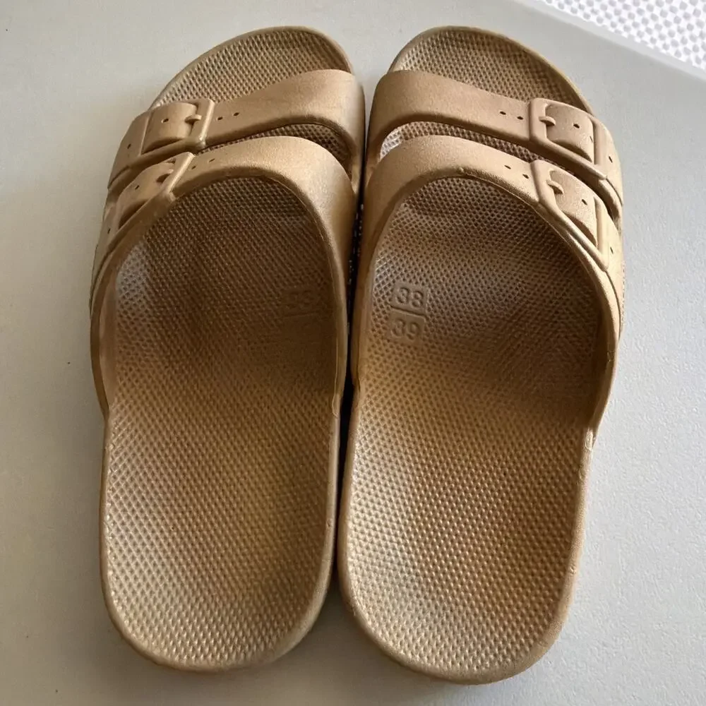 Freedom Moses Two Band Slide Tan Unisex Casual Sandals Slippers Sz 38/39